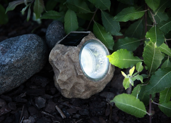 Садовая лампа с солнечной панелью Kivi LED