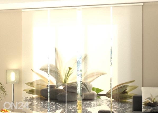 Просвечивающая панельная штора Lily on a stone 240x240 см