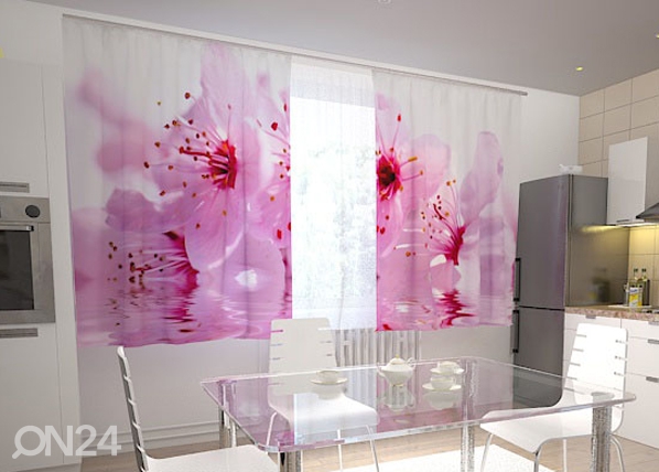 Полузатемняющая штора Flowers cherry 200x120 см