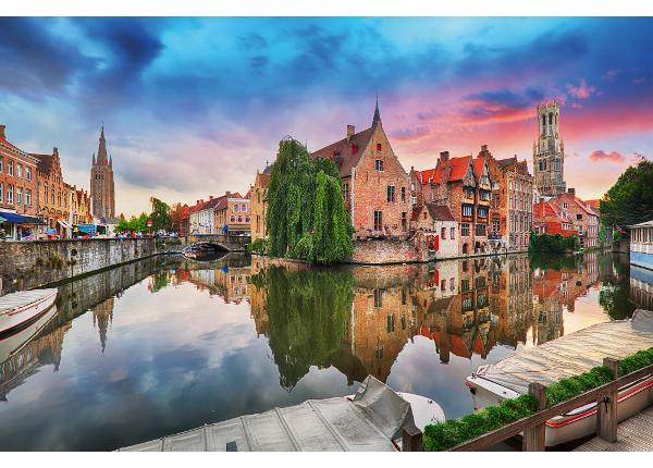 Isekleepuv fototapeet Bruges, Belgium