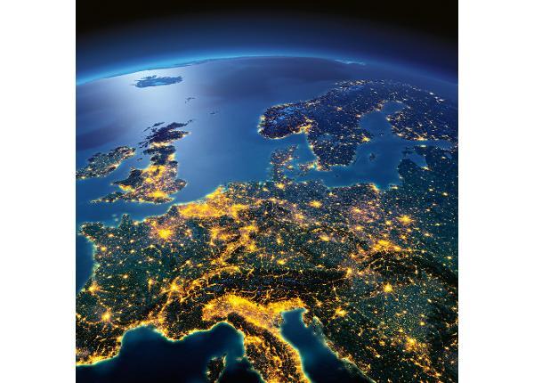 Isekleepuv fototapeet Night Europe From Space