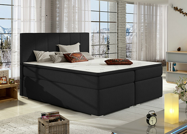 Jenkkisänky vuodevaatelaatikolla