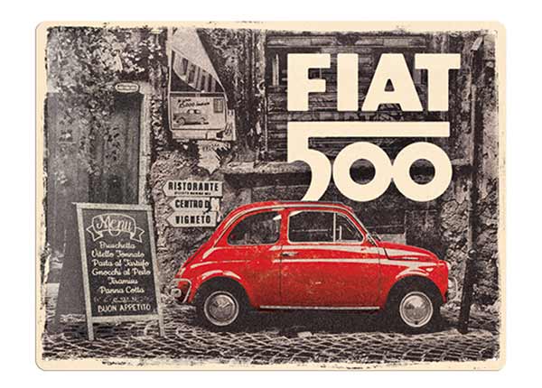 Retrotyylinen metallitaulu Fiat 500 - Red Car In The Street 30x40 cm