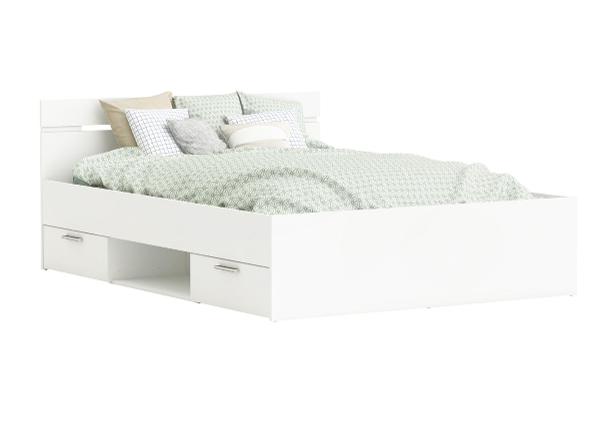 Valkoinen sänky 140x200 cm