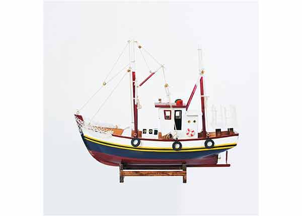 Деревянная рыбацкая лодка 995