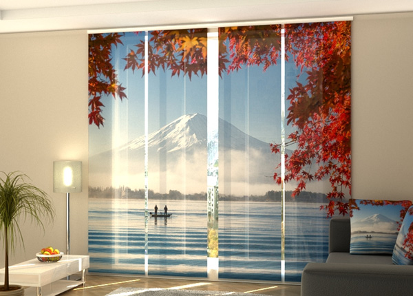 Затемняющая панельная штора Mountain Fuji and Lake Kawaguchiko 240x240 см