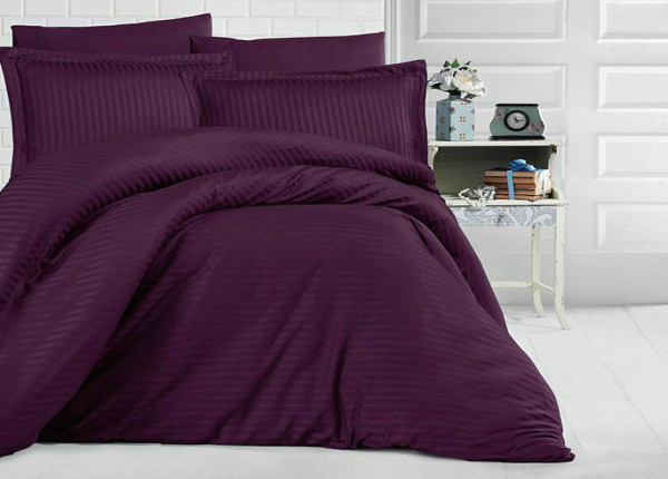Комплект постельного белья с двумя пододеяльниками из сатина Uni Purple 160x220 см
