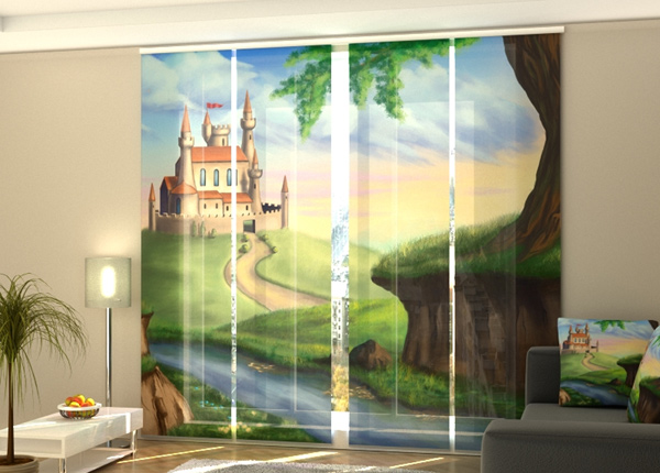 Полузатемняющая панельная штора Castle for a Princess 1 240x240 см