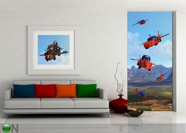 Флизелиновые фотообои Disney Cars flies 90x202 см