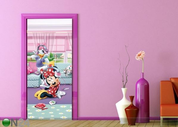 Флизелиновые фотообои Disney Minnie and Daisy dancing 90x202 см