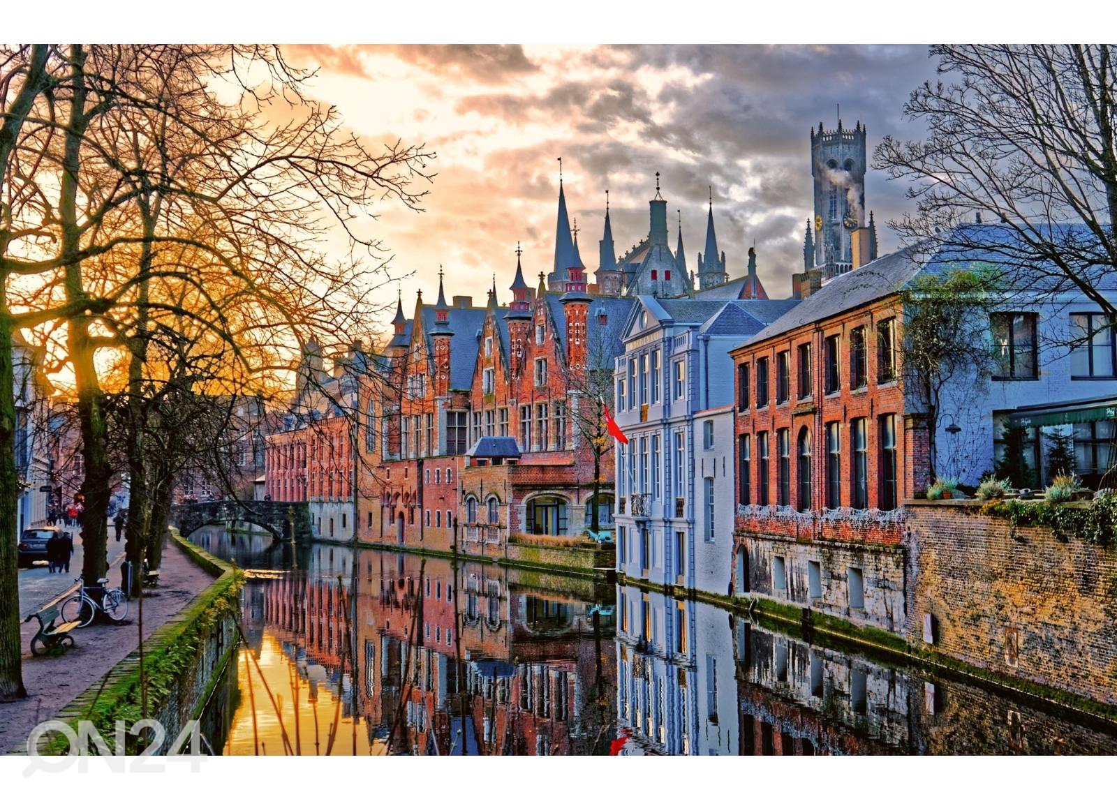 Isekleepuv fototapeet Canals Of Bruges  suurendatud
