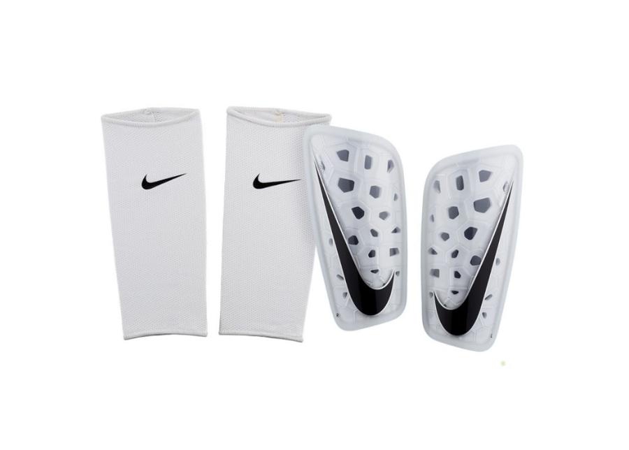 Мужские футбольные щитки для голени Nike Mercurial Lite SP2120-101 увеличить