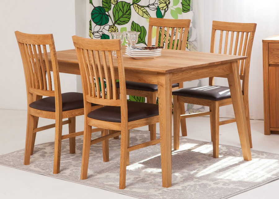 Tammi ruokapöytä Genf 160x90 cm + 4 tuolia Ron Tammi ruokapöytä Genf 160x90 cm + 4 tuolia Ron