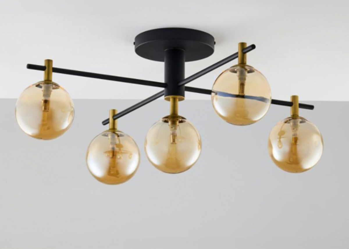 Kattovalaisin Figaro-5 AM