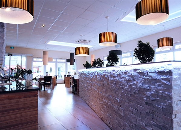 Riippuvalaisin RISTRA I