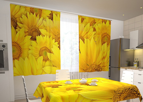 Läpinäkyvä verho SUNFLOWERS IN THE KITCHEN 200x120 cm