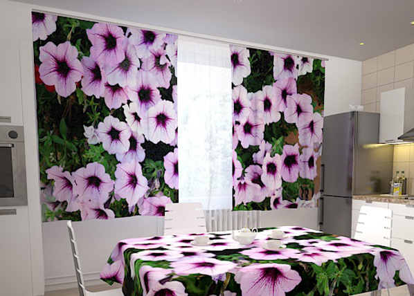 Läpinäkyvä verho WHITE PETUNIAS 200x120 cm